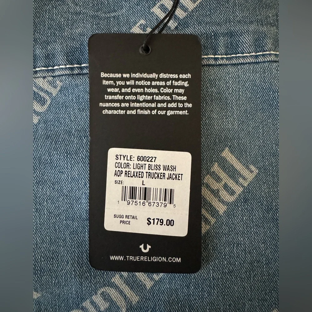 NWT True Religion Allover Logo Relaxed Trucker Jacket - Picture 16 of 16